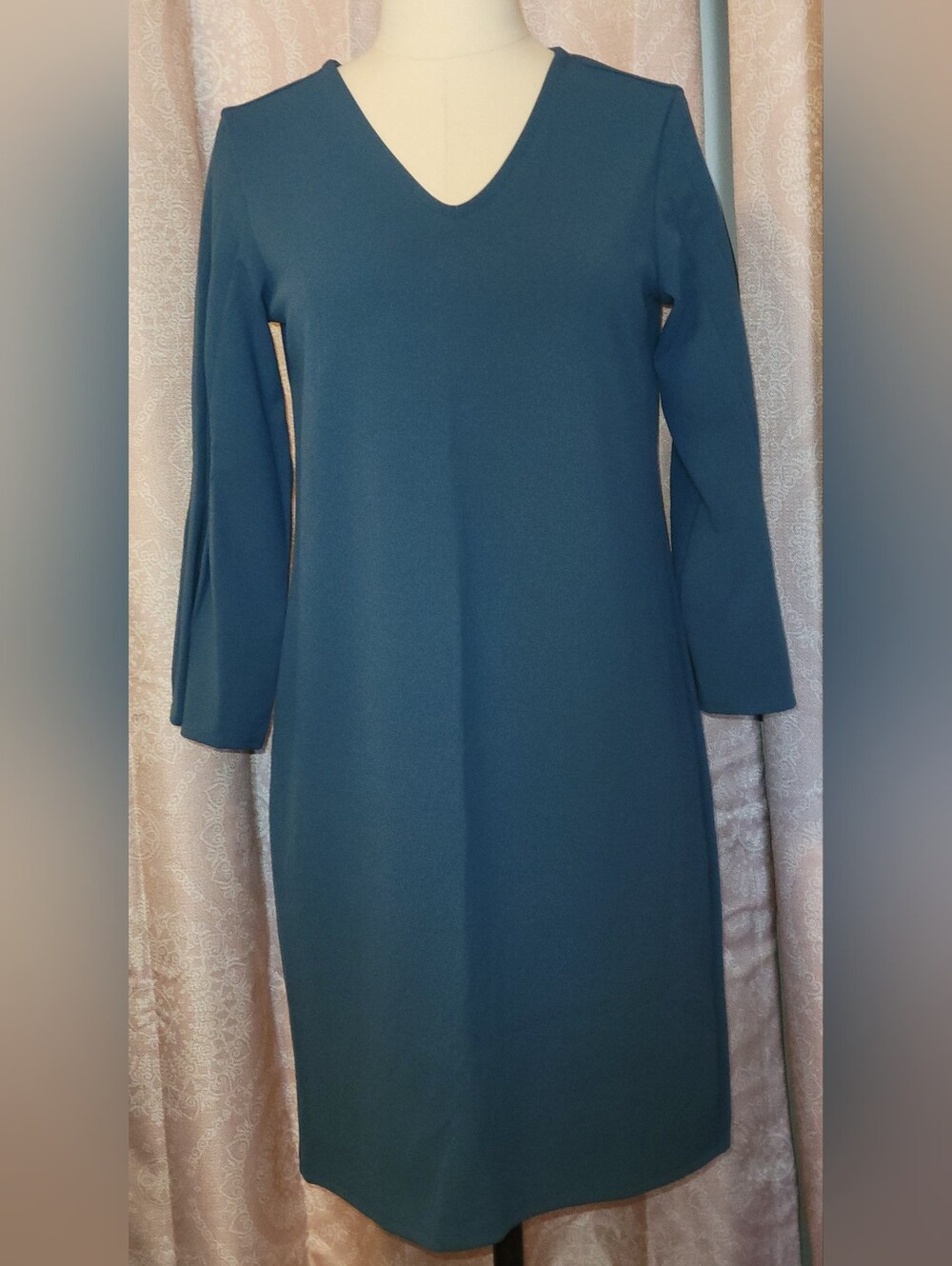Banana Republic Factory V-Neck 3/4 Sleeve Sheeth Dress XS NWT